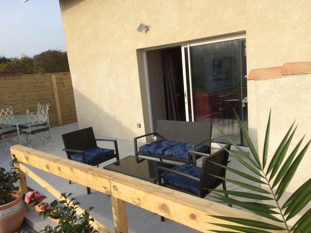Neulles Le Village מראה חיצוני תמונה
